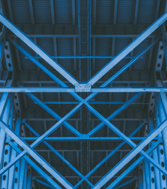 На картинке изображена металлоконструкция синего цвета, состоящая из металла