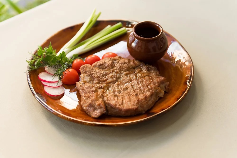 Доставка шашлыка в Москве недорого от Тёщиного Борща