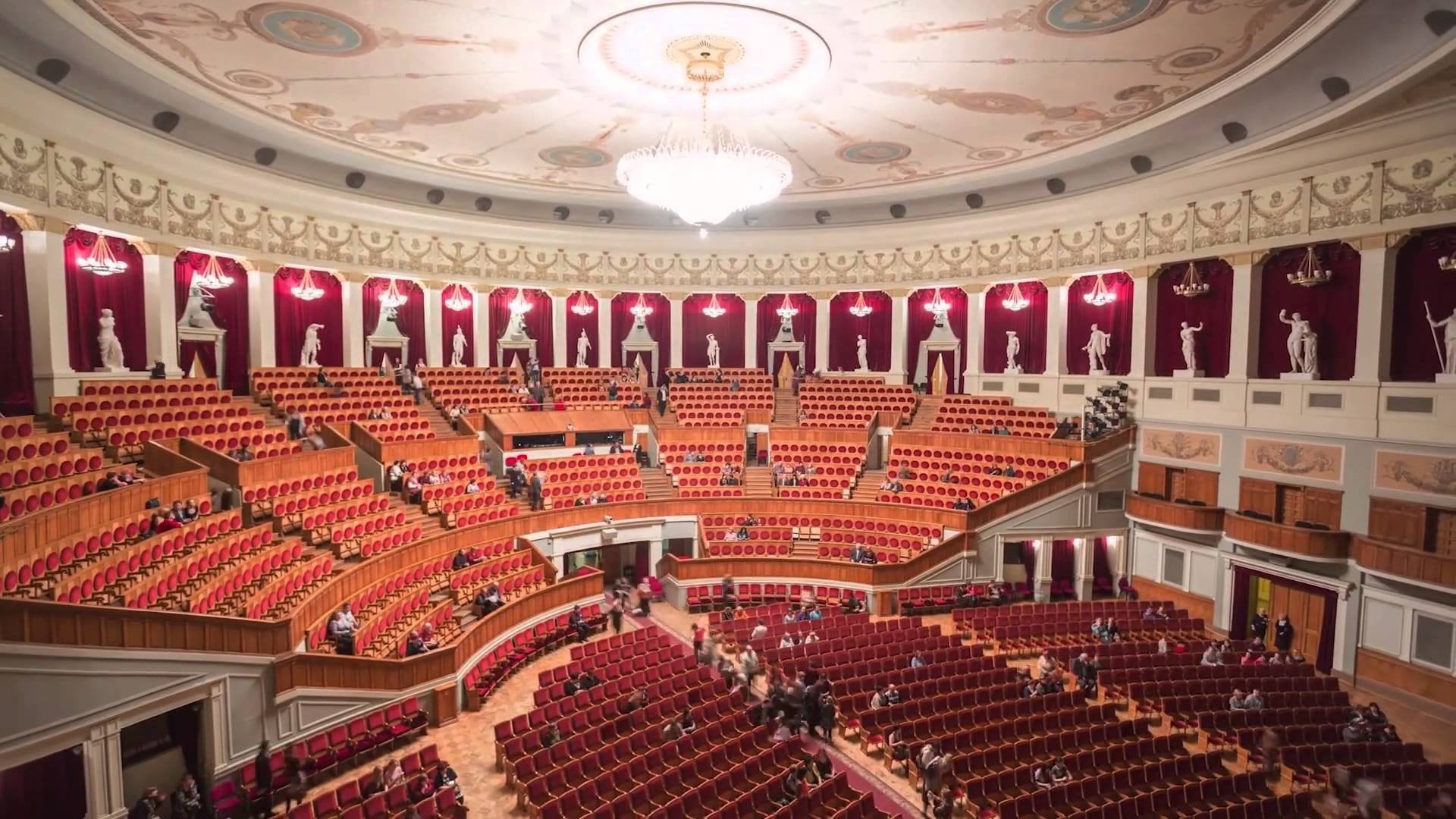Новосибирский театр оперы и балета зал