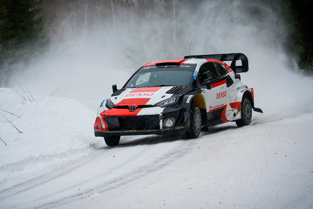 Лоренцо Бертелли на тестах Toyota GR Yaris Rally1 перед ралли Швеция 2023