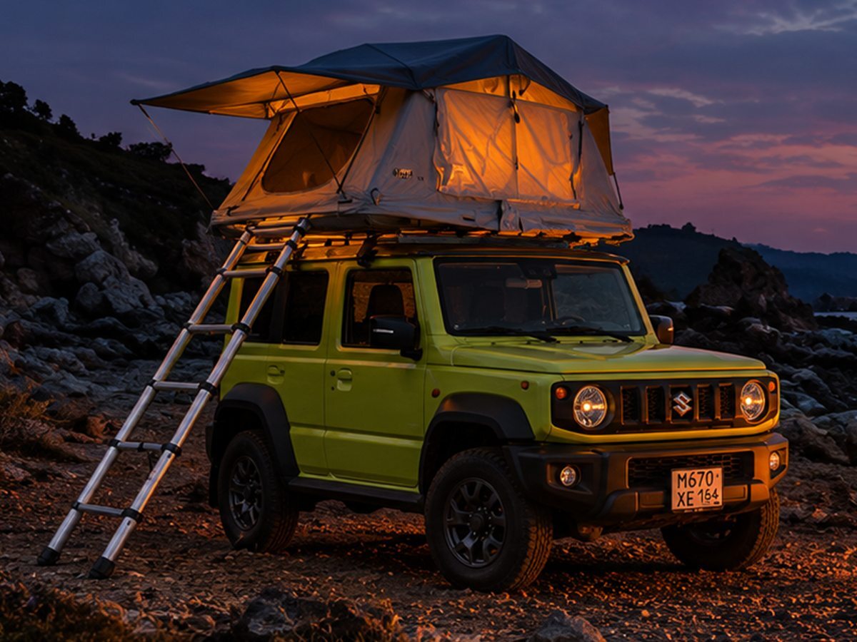 Suzuki Jimny с раскрытой палаткой