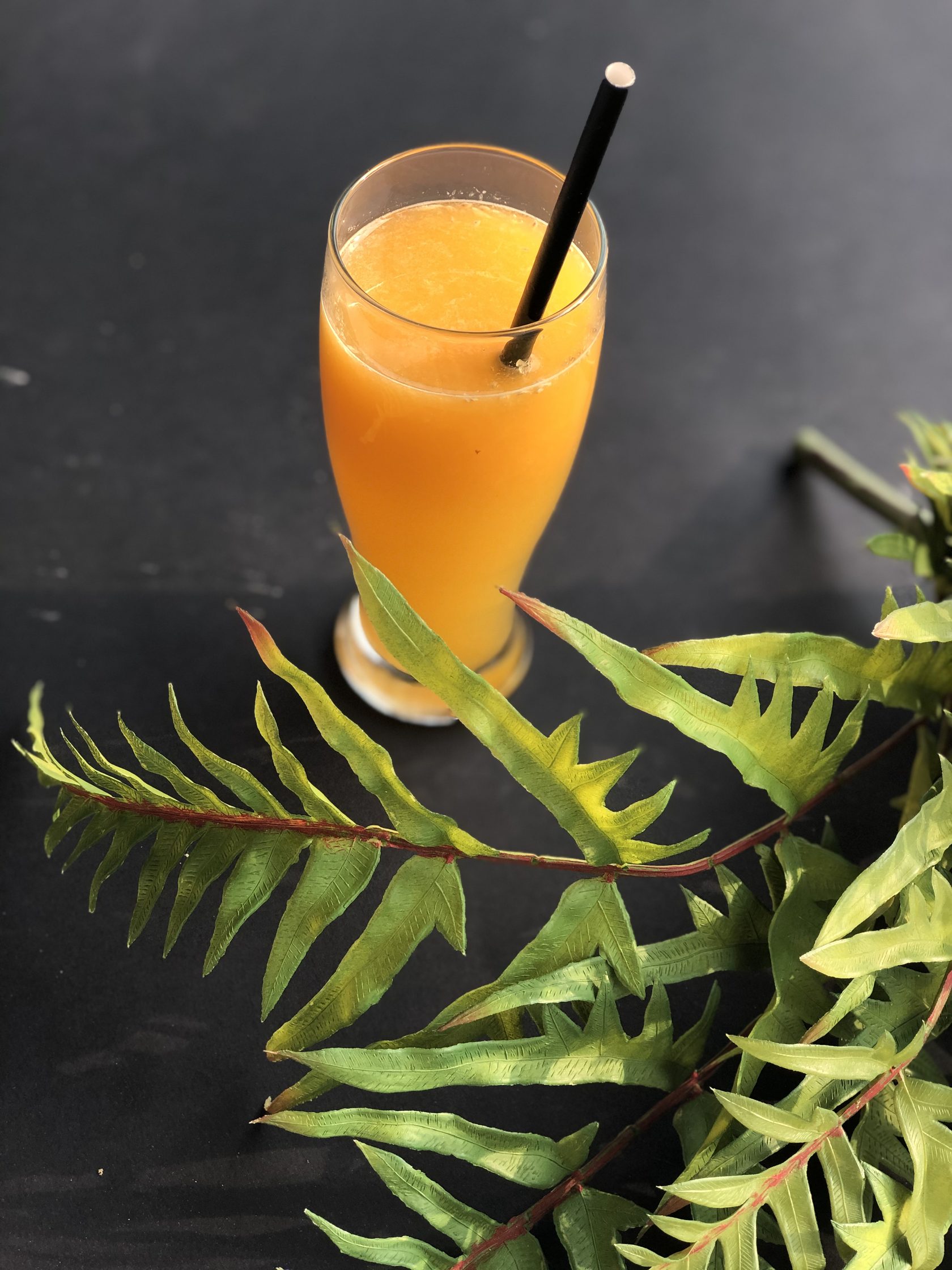 фреш из апельсина и грейпфрута. сладкие вина фреш. коктейль тройной апельсин. сладкие вина фреш. сладкие вина фреш.