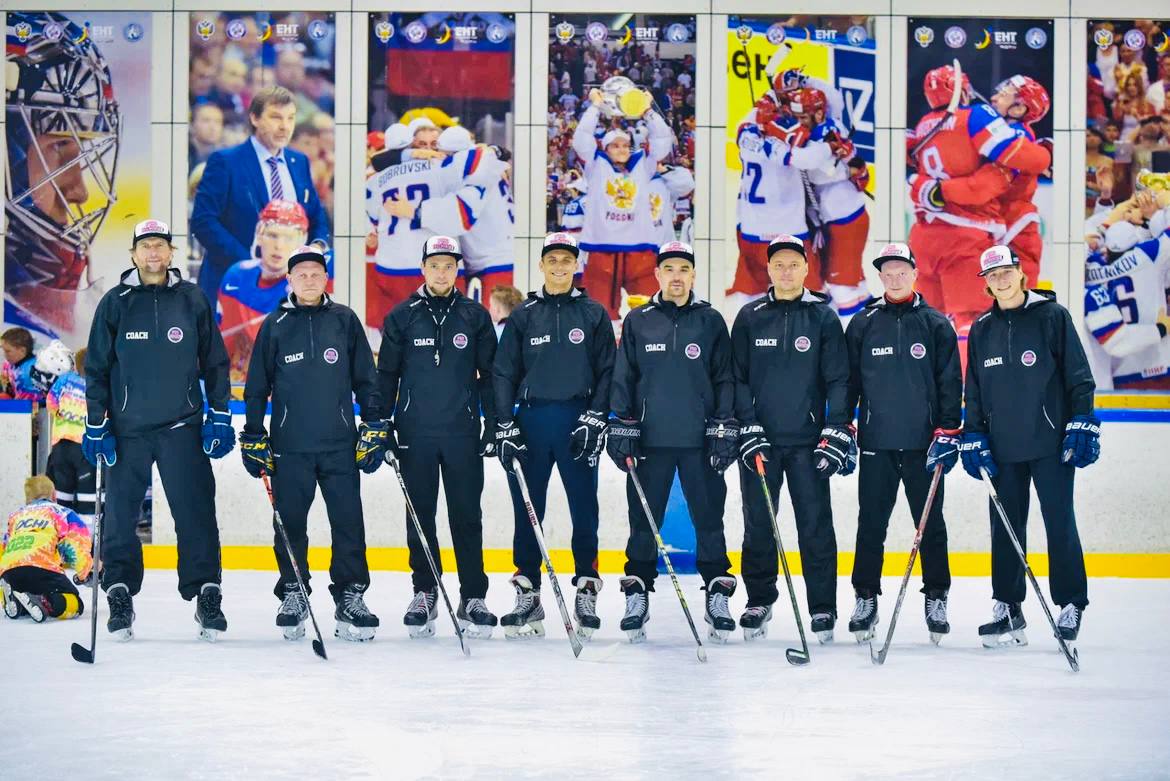 Сборы хоккей вратари. Сборы хоккей 2024. Сборы хоккей 2024. Хоккейные сборы для детей 2024. Хоккейная команда.