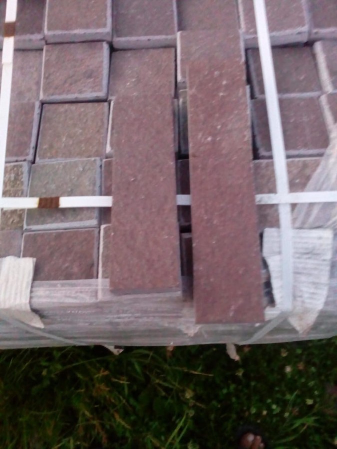 Лемезит бордо камень виды