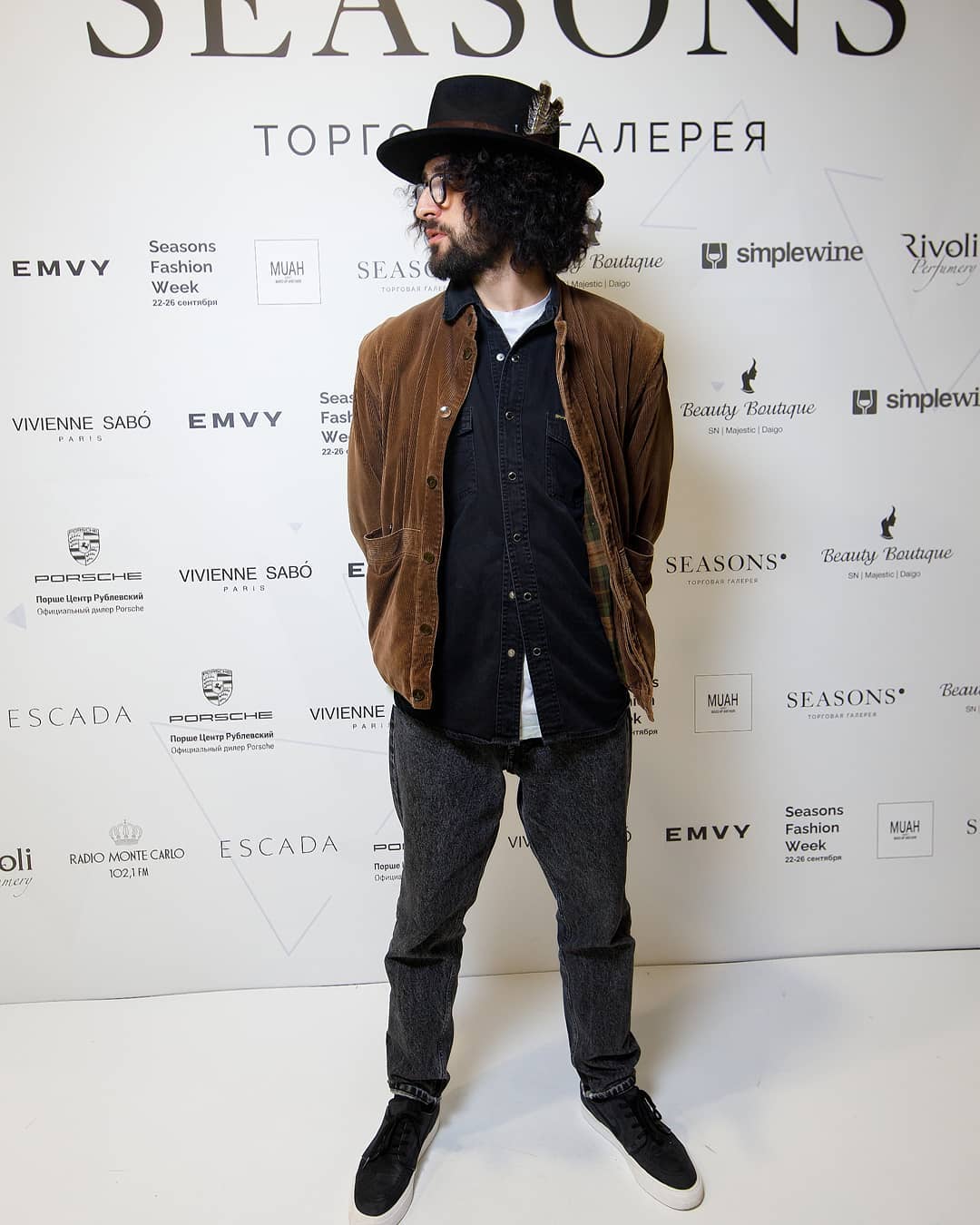Seasons Fashion Week