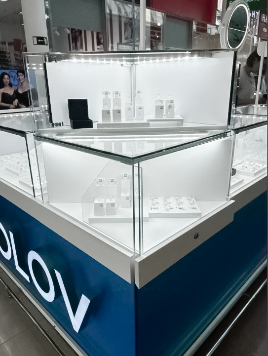 Остров SOKOLOV в ТРЦ «Карусель», г. Чехов