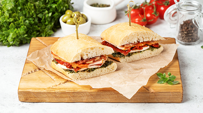 Сэндвич Муфулетта от Salt Catering