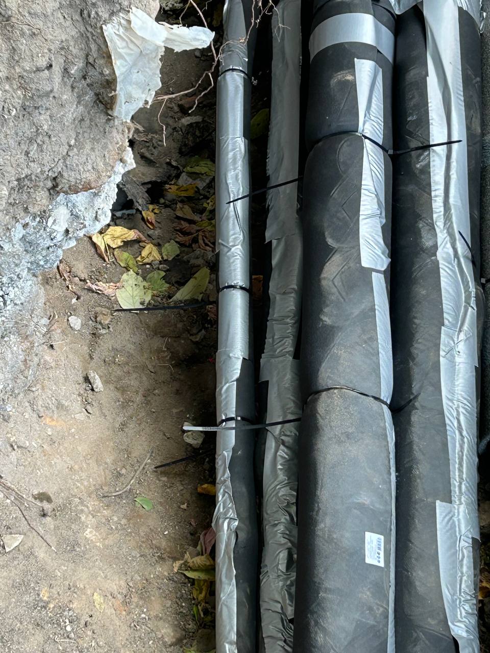 Изоляция трубопроводов в траншее