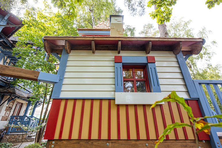 из чего построить детскую площадку