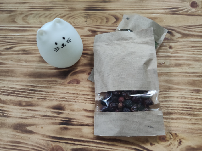 Seeds of Wild Rose Hip Fruit Whole Dried Wild Harvested Organic 100gm — 10 pcs