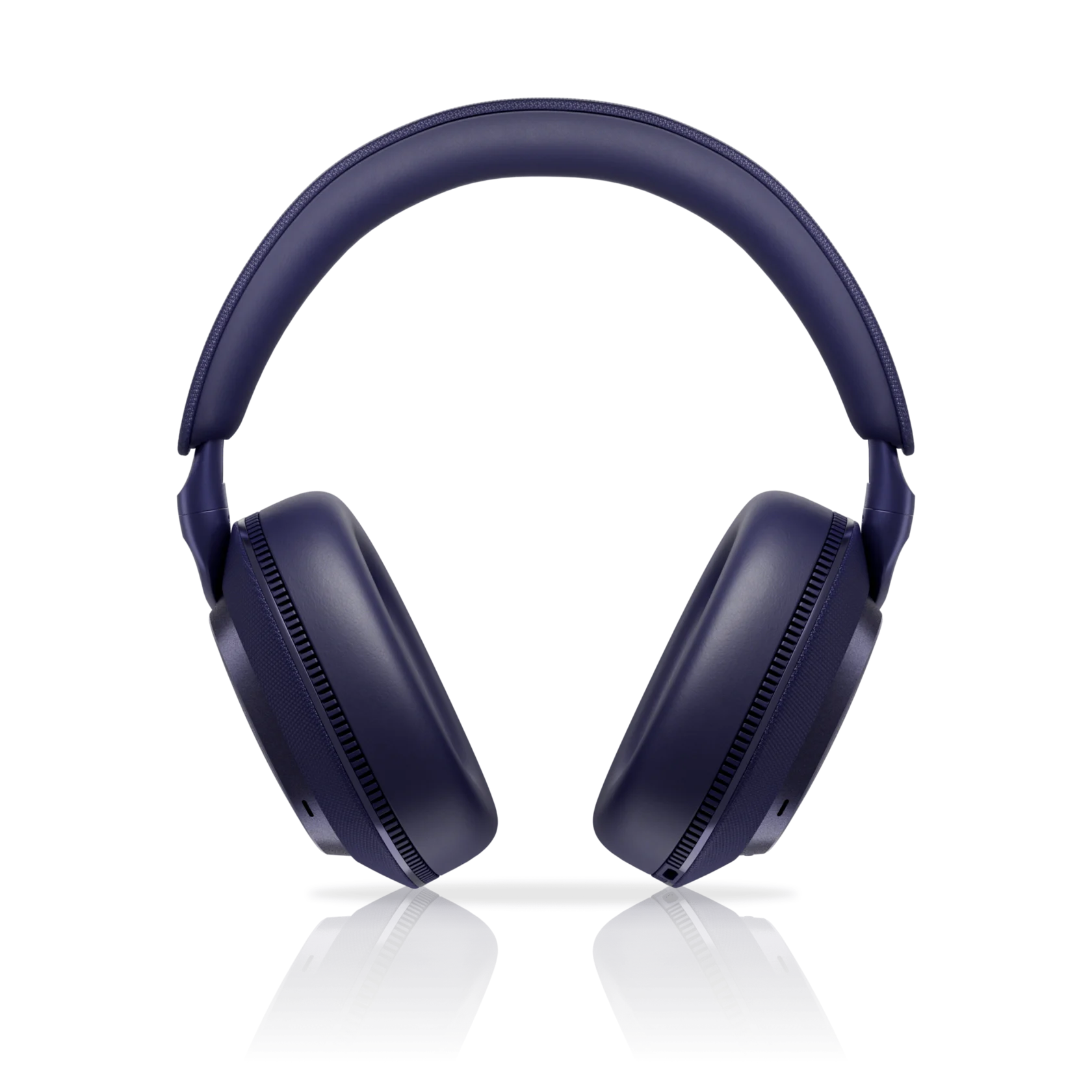 PX7 S3 Indigo Blue в интерьере салона Premium Sound.Store на Литейном, 26