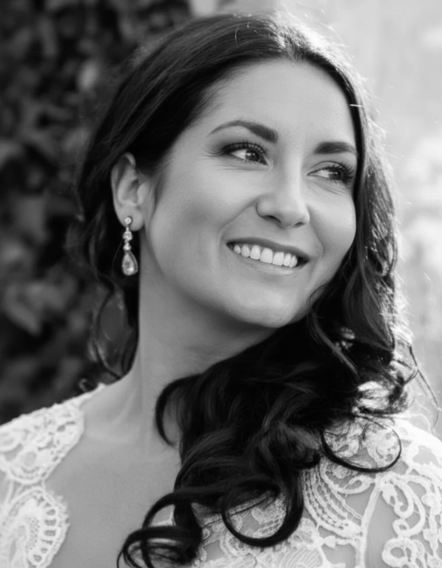 Эмили — преподаватель-носитель английского