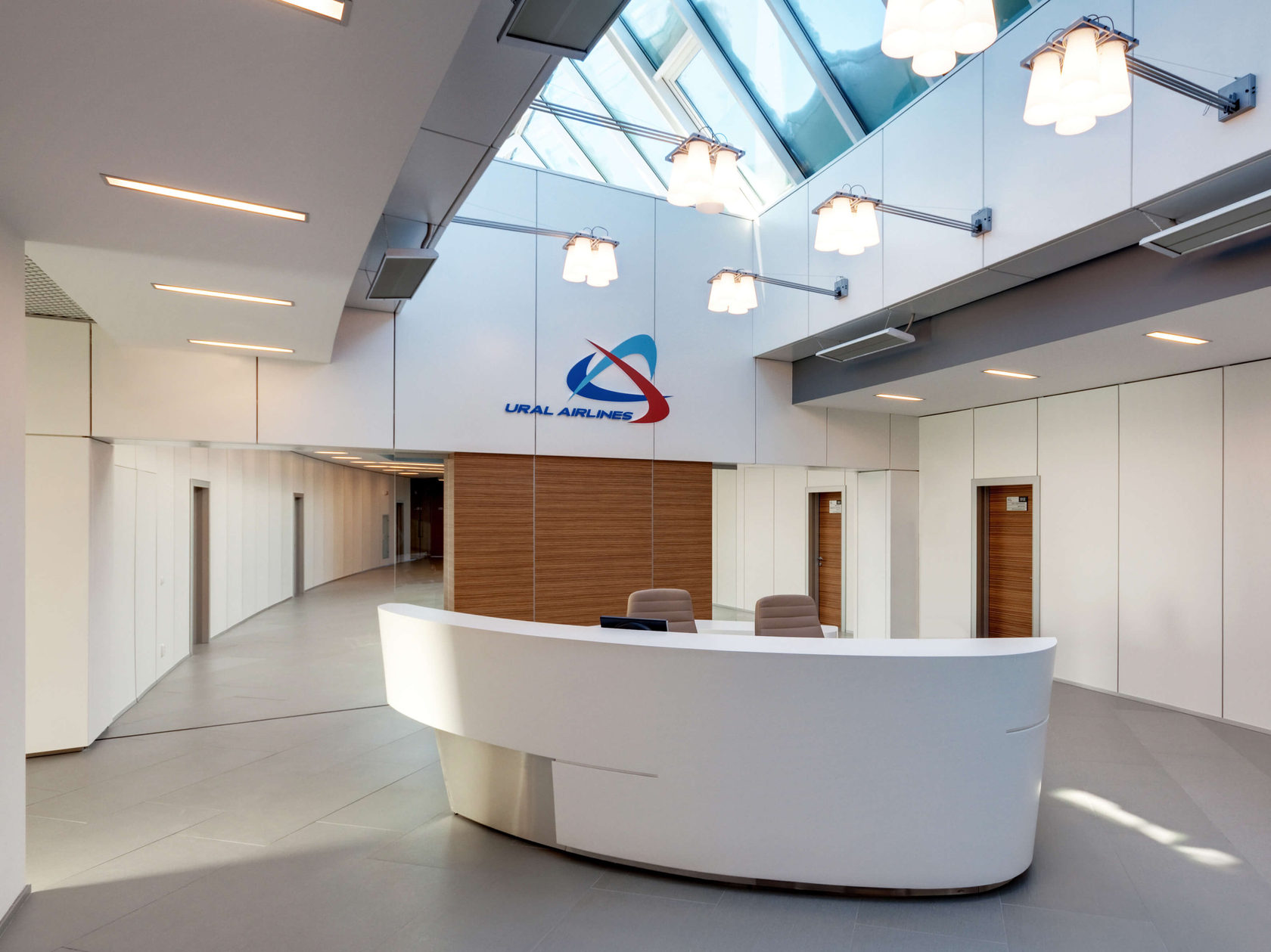 Здание лётных служб авиакомпании «Уральские Авиалинии» - архитектурное бюро Archinform, Екатеринбург