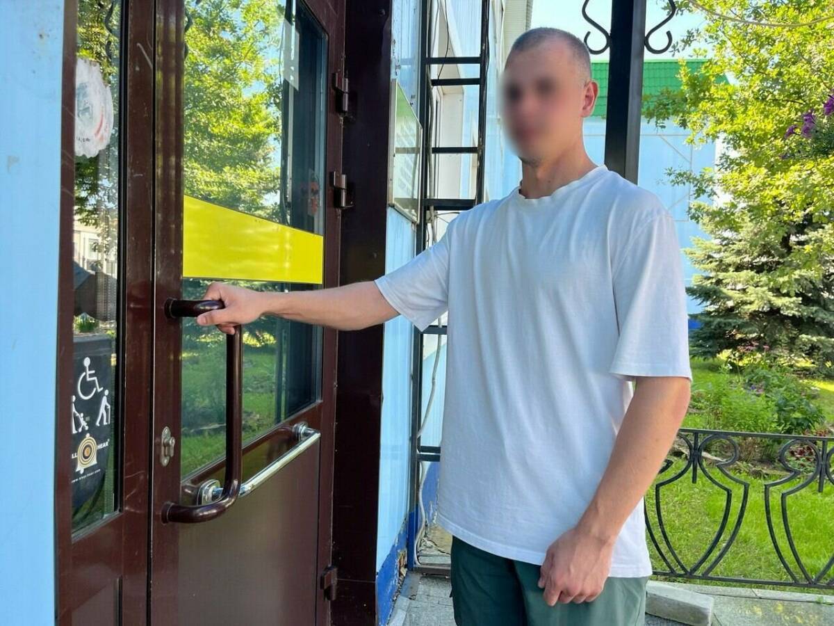 «Я не просто так сюда приехал»: новосибирец подписывает контракт в Пестрецах