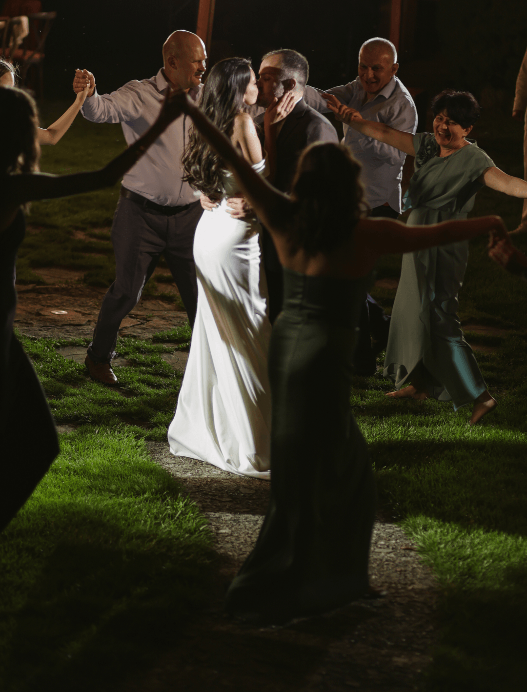 Neponaroshky-wedding-svadba-krym