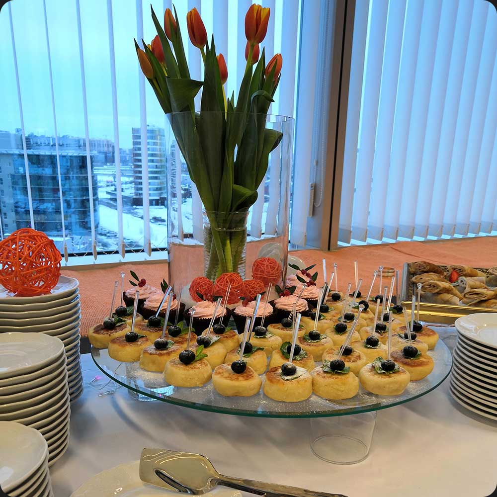 кофе брейк в офисе для коллег