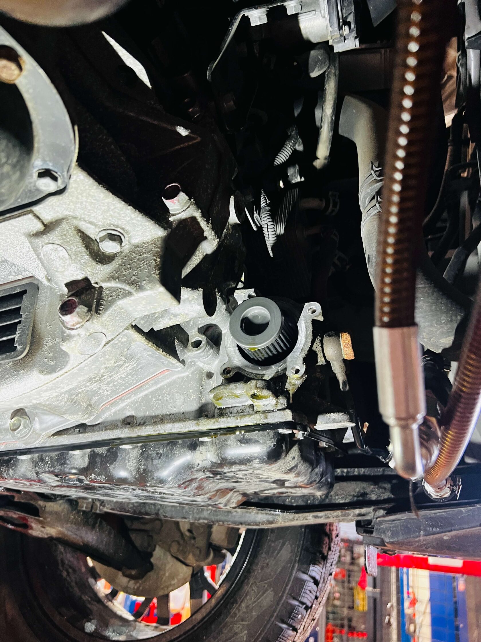 Замена фильтра тонкой очистки под крышкой