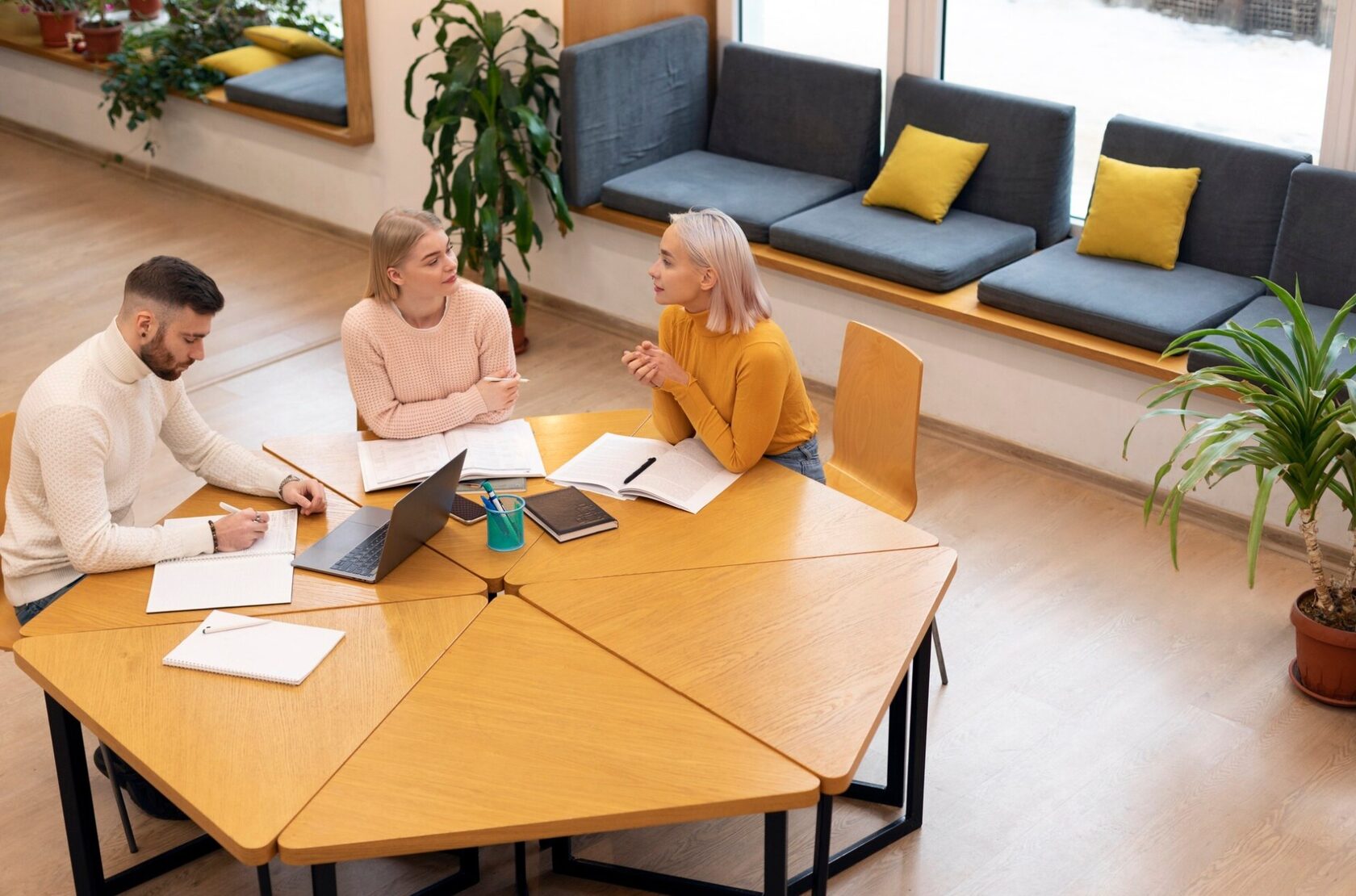 кадровое агентство