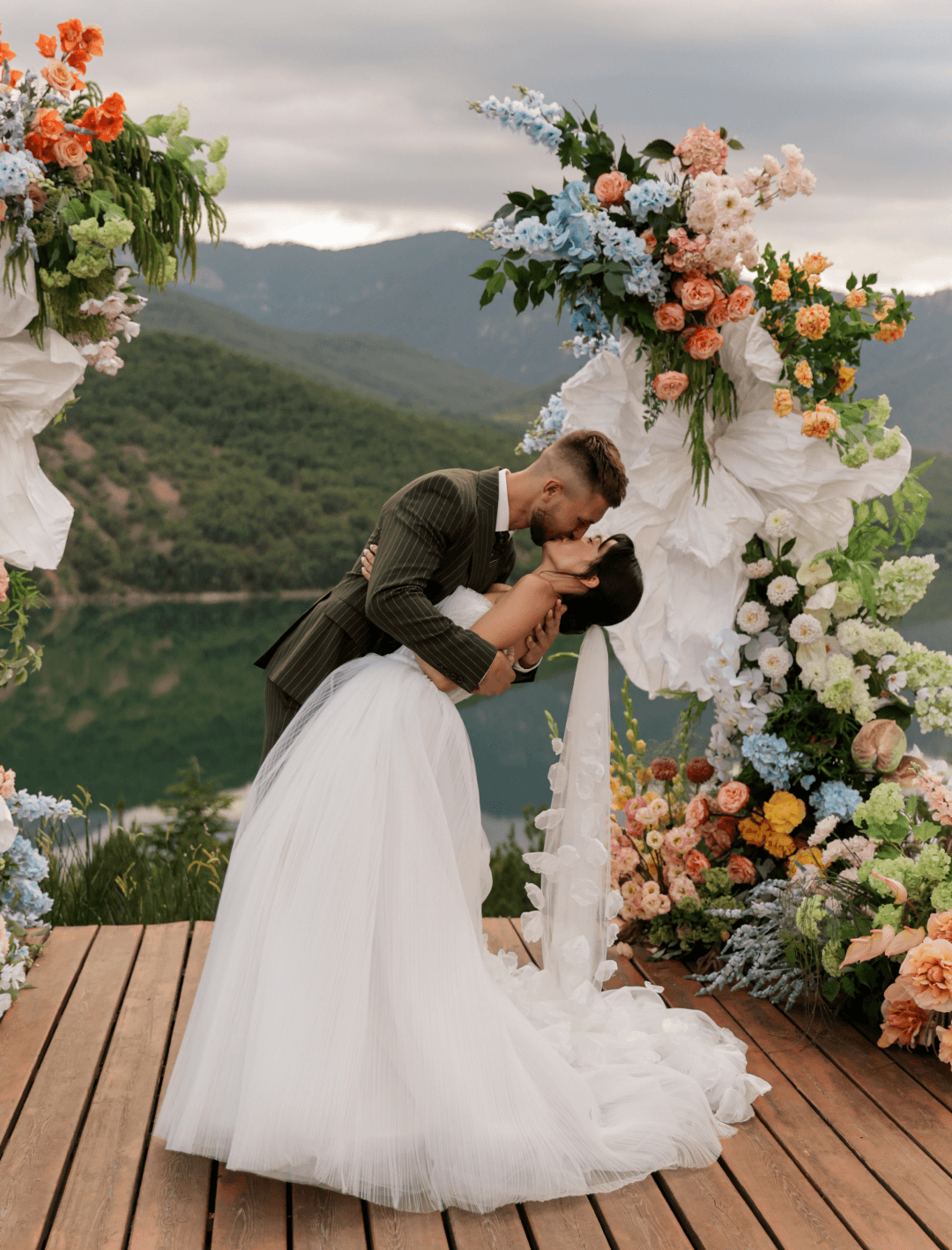 Neponaroshky-wedding-svadba-krym
