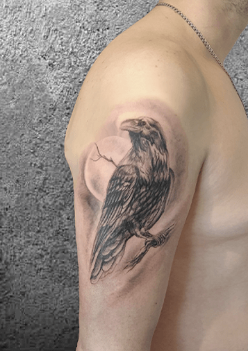 татуировка в Перми, тату ворон, тату салоны Пермь, сделать тату в Перми, лучшие тату мастера Перми, тату салон Пермь цены