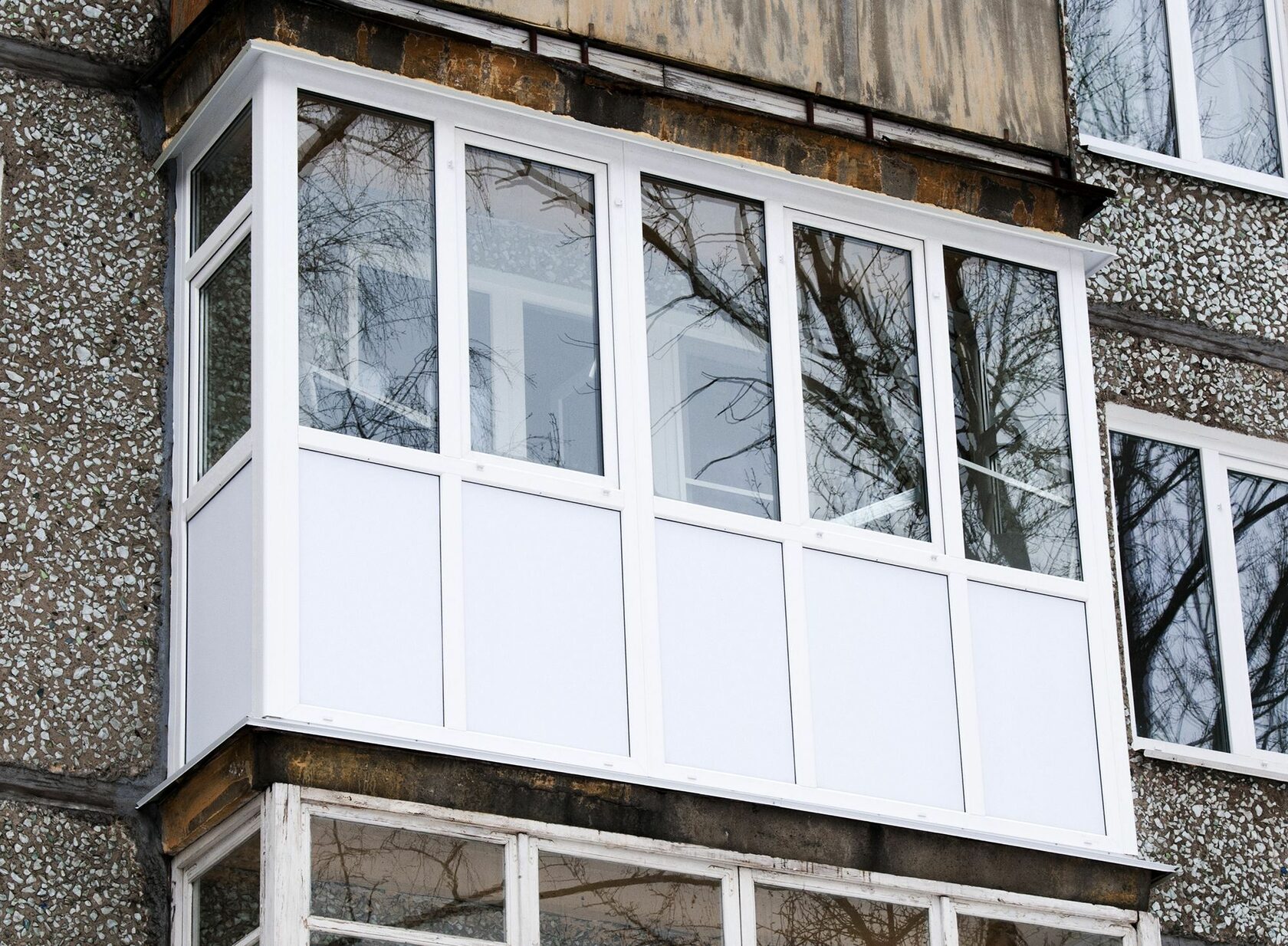 пластиковые окна на балкон картинки