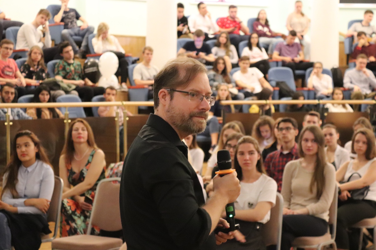 Расширенная реальность - Московский международный университет