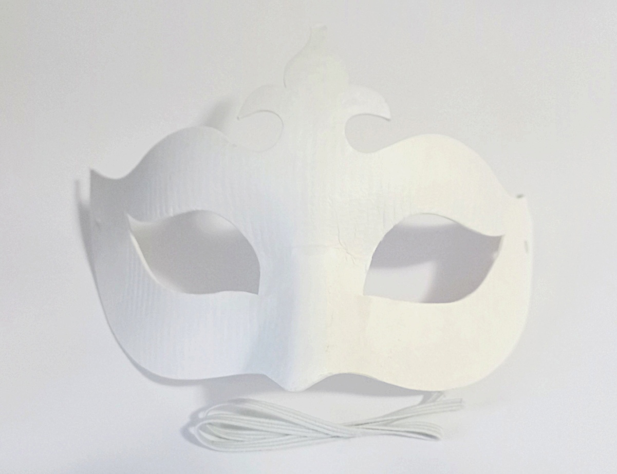 Видео маски бумаги. Бумажные маски. Идеи для бумажных масок. Бумажные маски для лица. Маска с орлиным носом.
