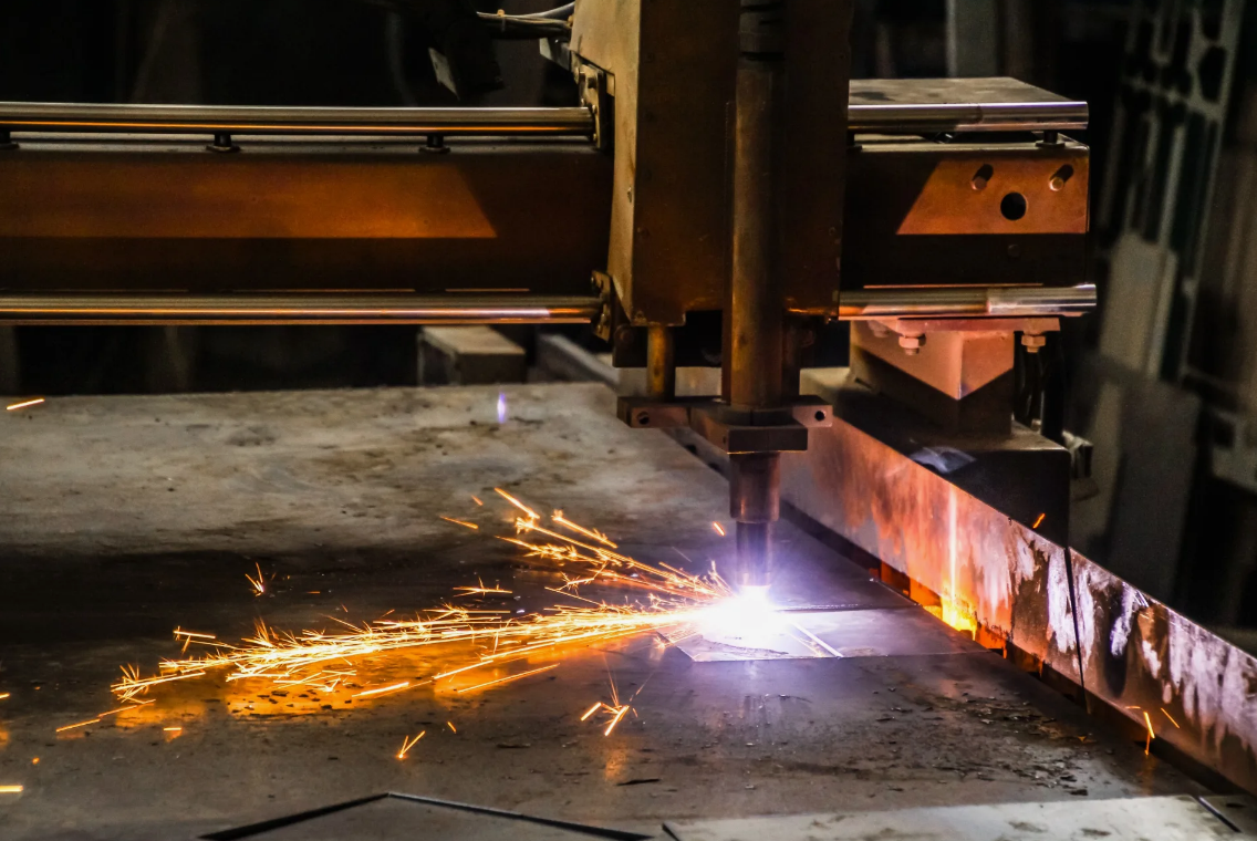 Высокоточная плазменная резка металла для конвейерных деталей