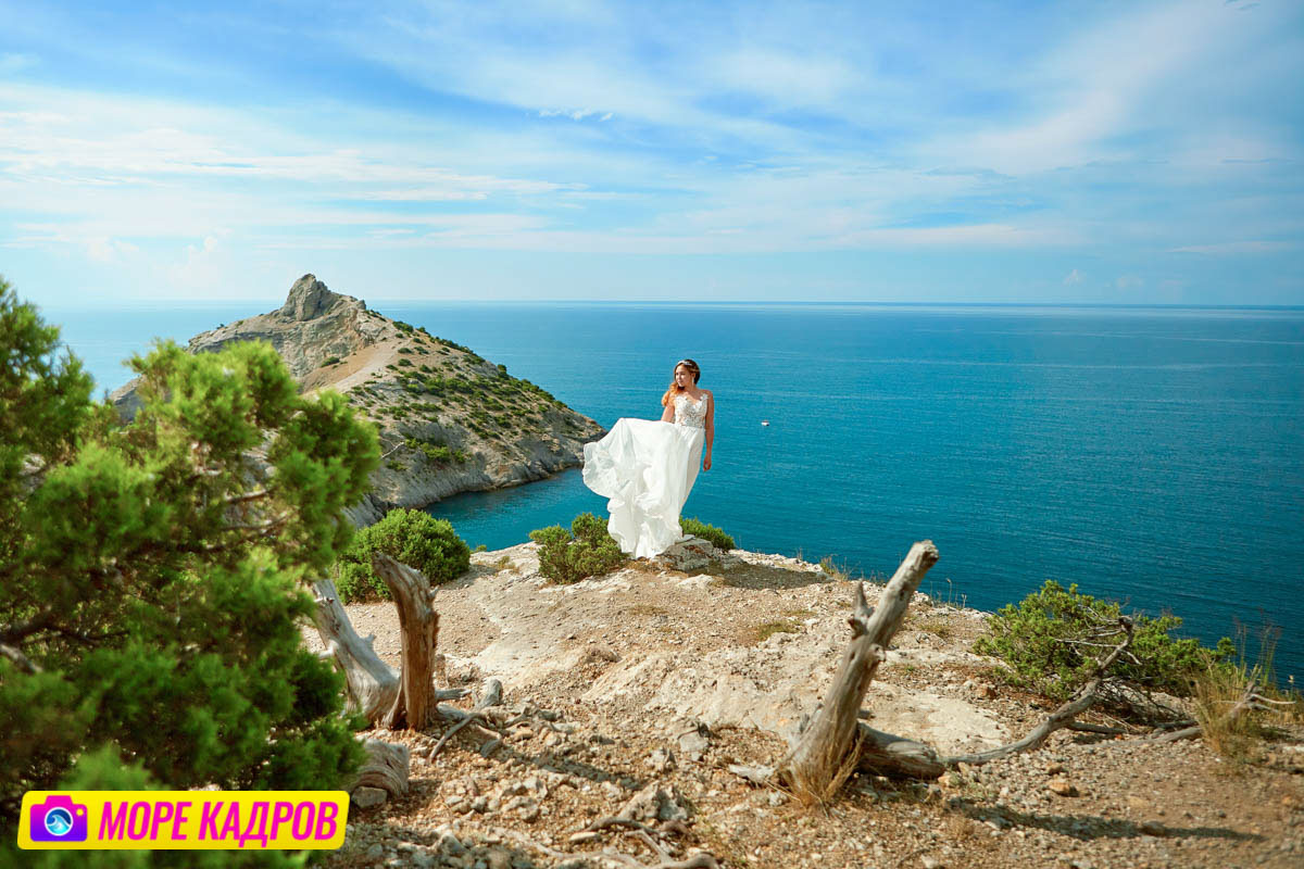 свадебная фотосессия в Судаке на тропе Голицына