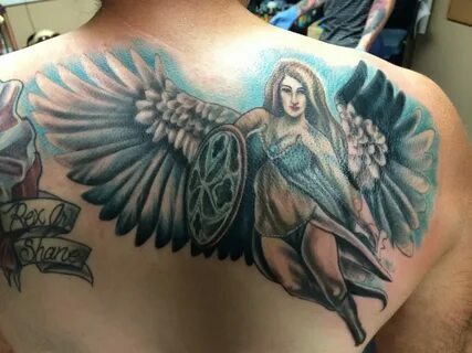 ангел тату надпись на руке предплечье женская татуировка ангелочек минимализм маленькая маленькие