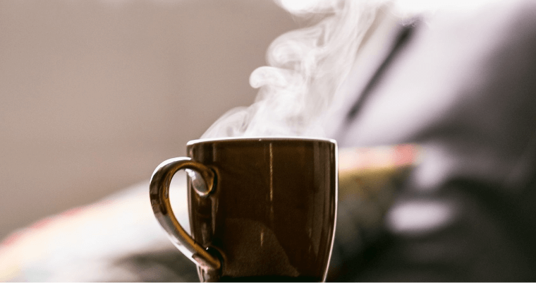 чашка и пар