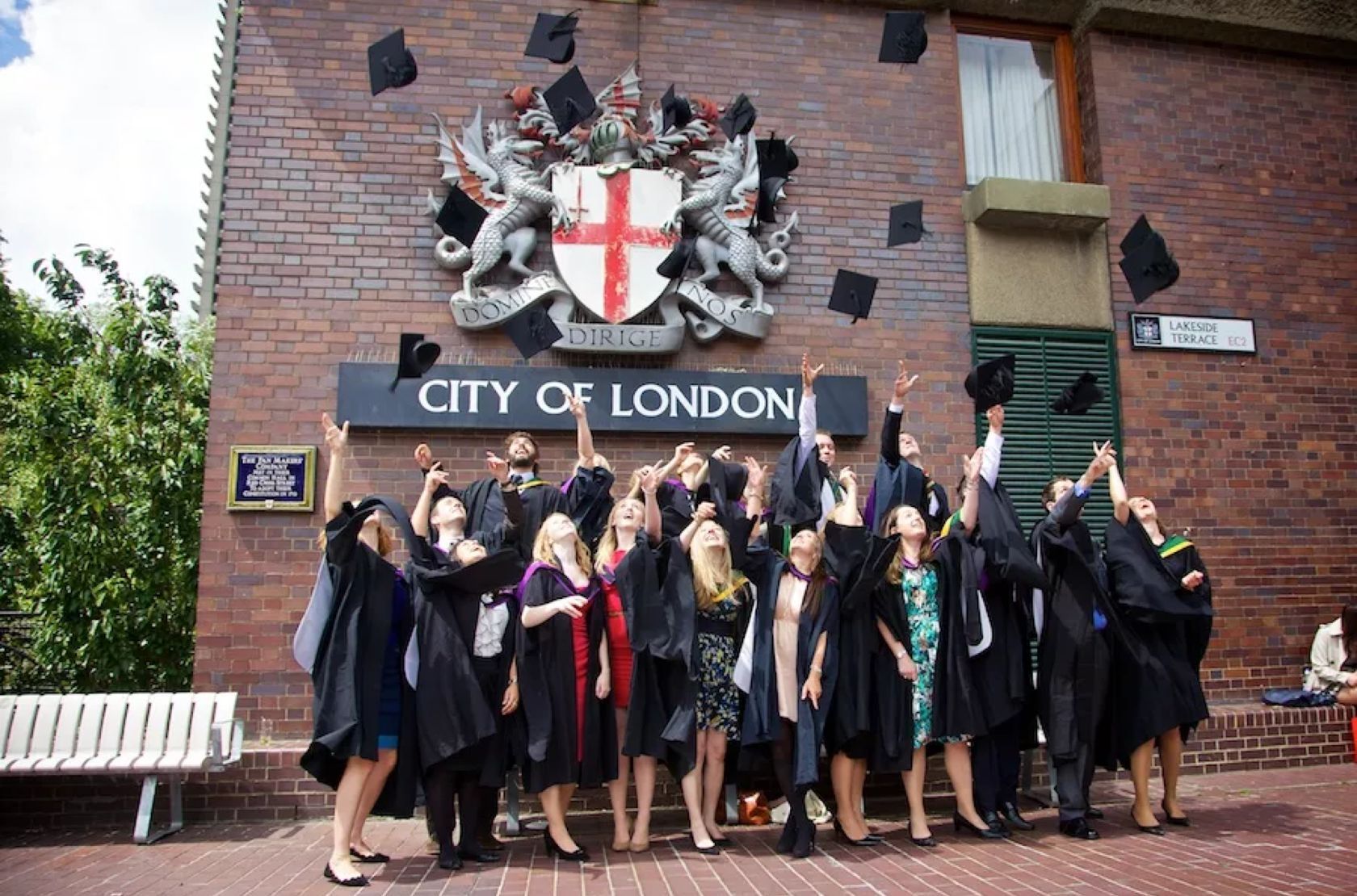 Освіта у Великобританії 2025–2026 вступ для українців