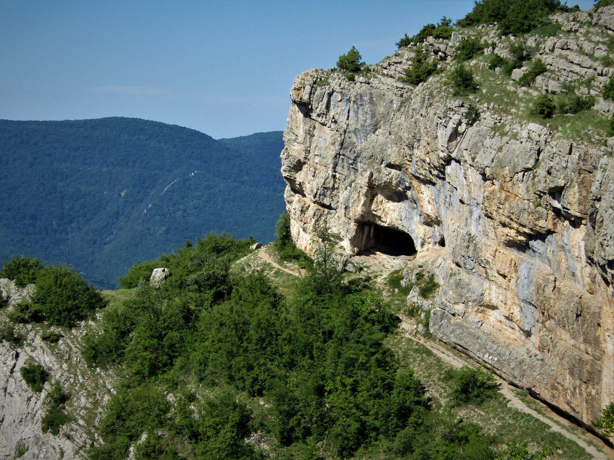 Коровий грот в Крыму