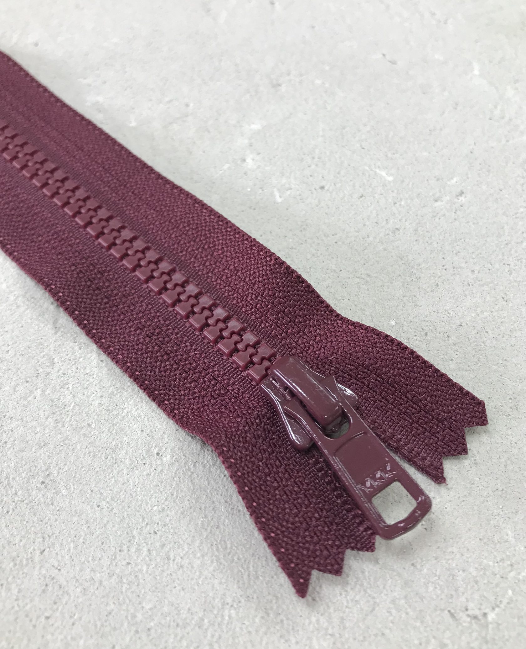 Молния трактор ykk. Молния трактор ykk