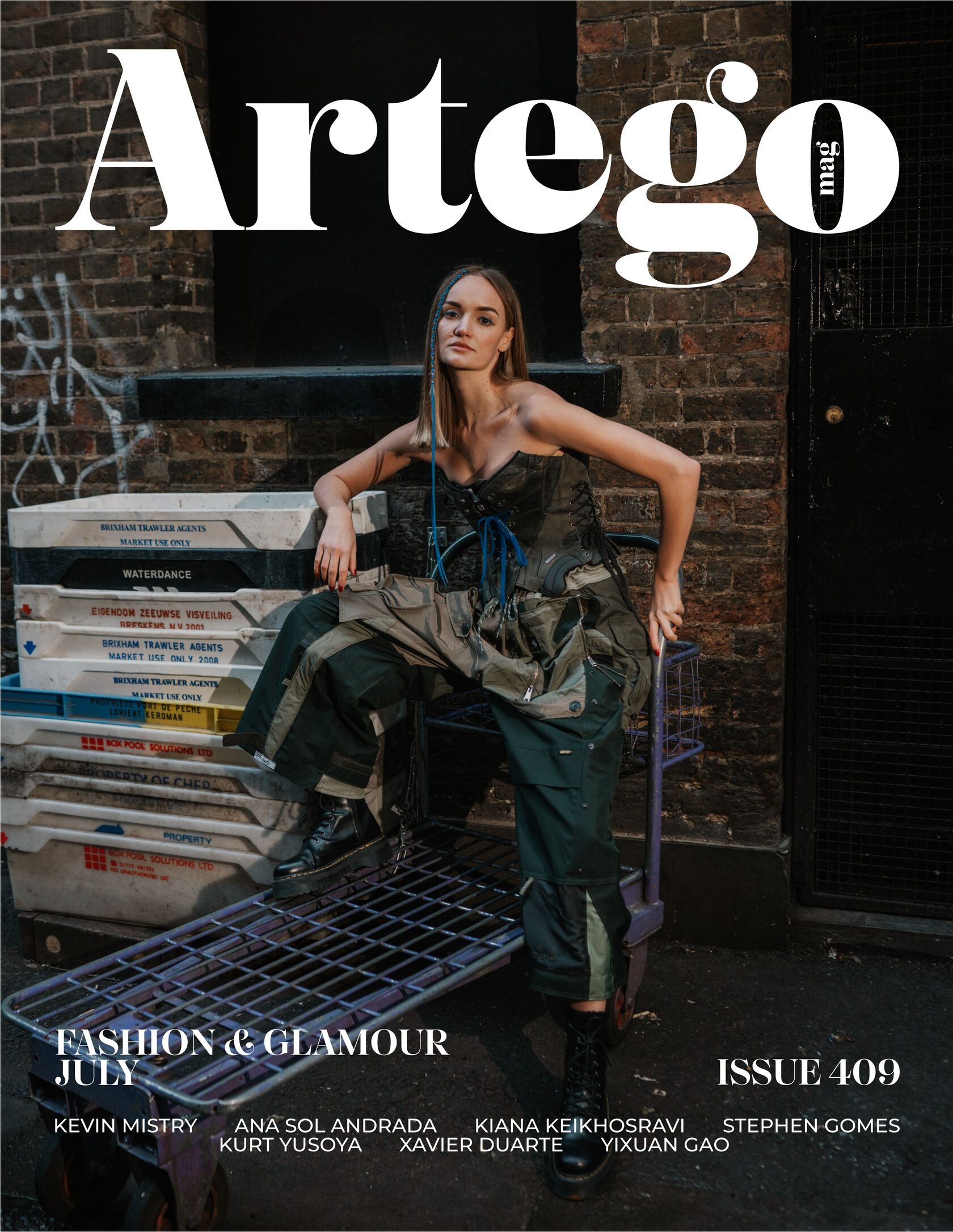 FASHION ISSUES OF ARTEGO MAGAZINE