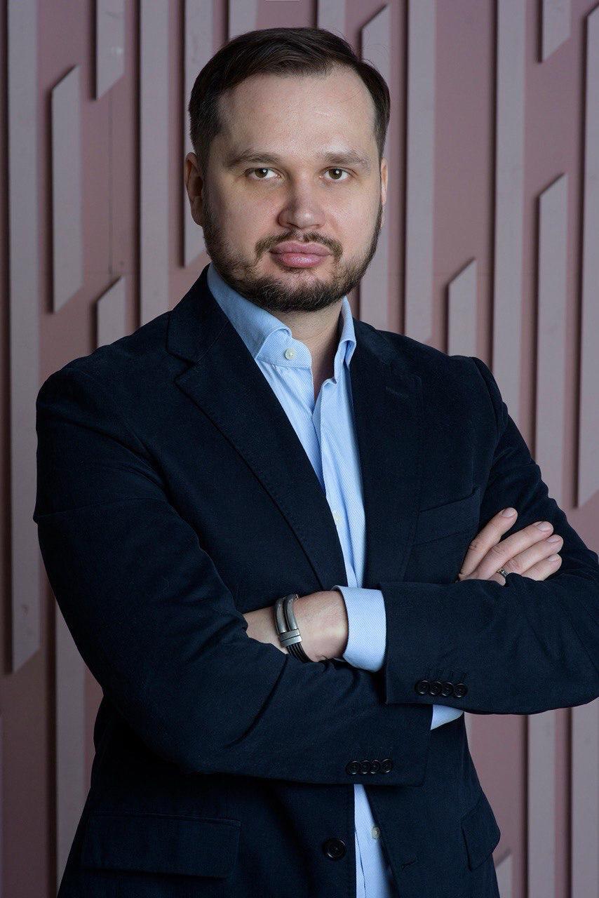 директор Зянчурин Роман Шамильевич Благотворительный фонд Создатель