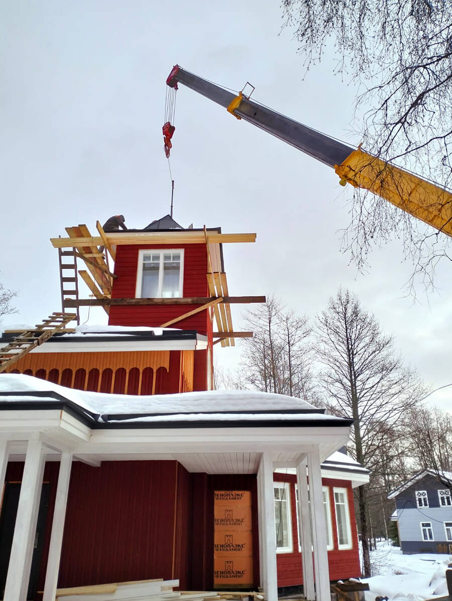 Installation of the spire