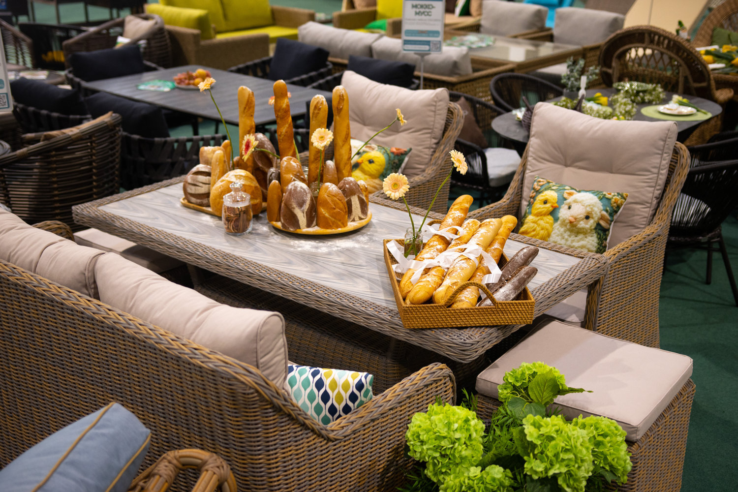 Современная плетеная мебель Malacca из искусственного ротанга для садов и дач