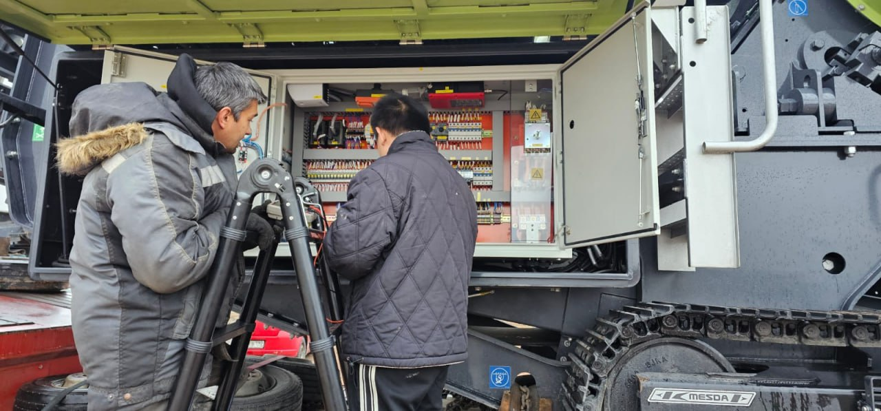 Привезли новую технику и целую партию запчастей для дробилок и другого оборудования