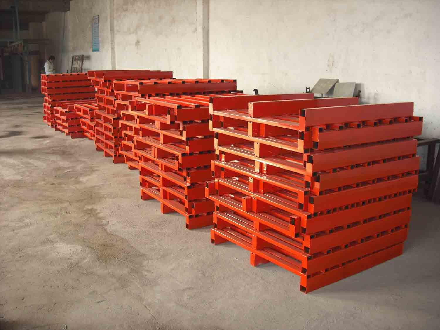 Изготовление металлических поддонов