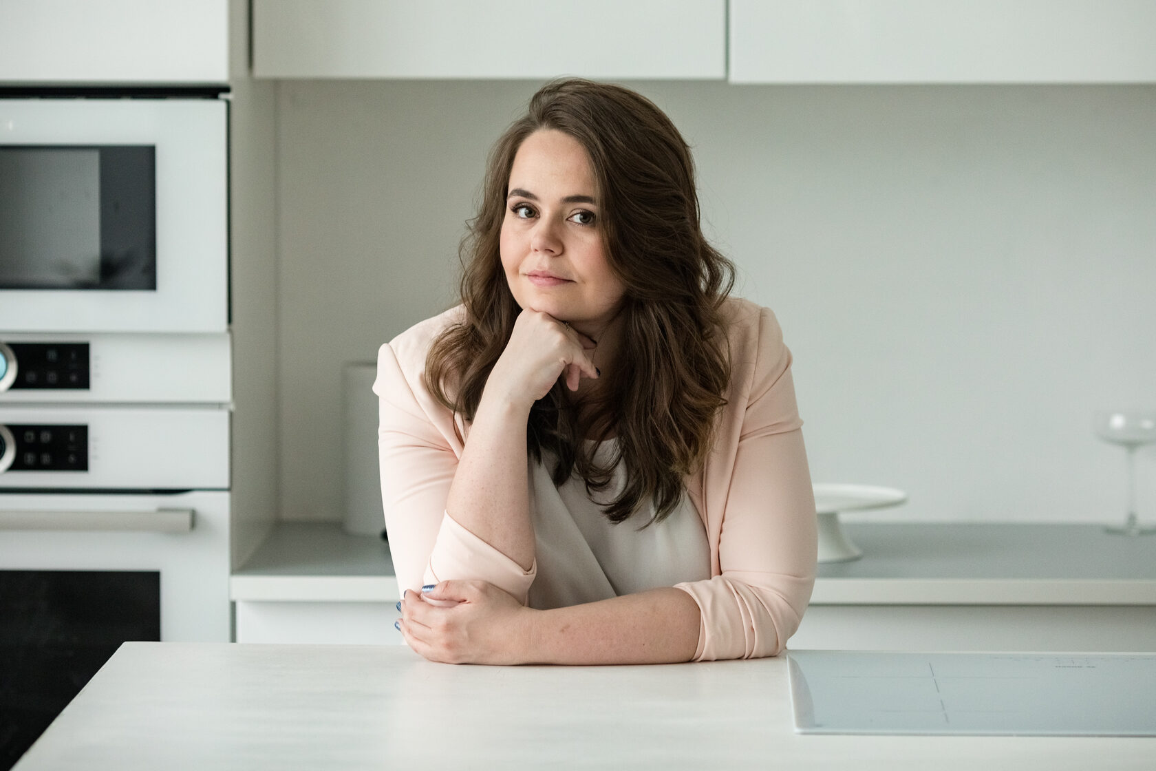 Space organiser working in the kitchen