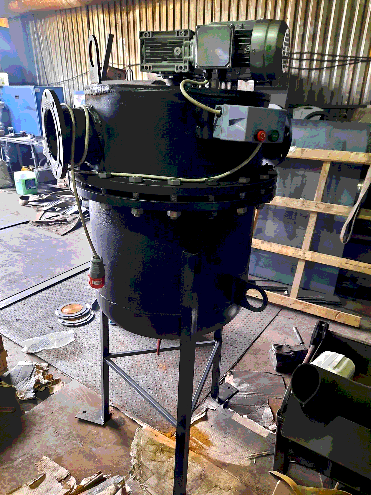 Промышленные а л. Промышленные а л. Промышленные емкости. Промышленная пивоварня. Промышленные а л.