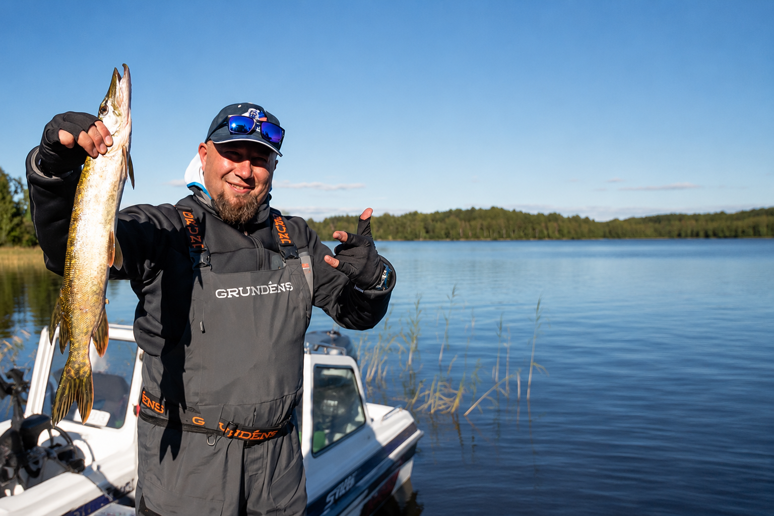 Boss Fishing Cup