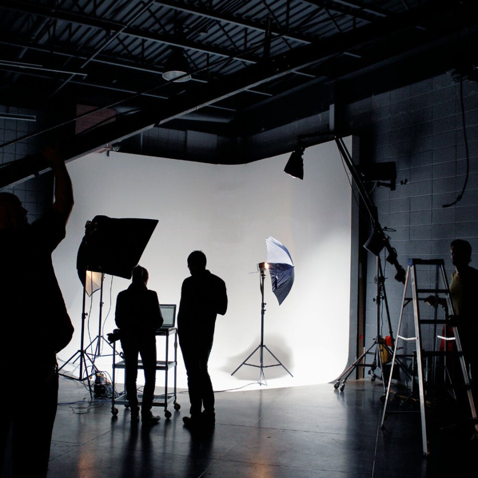 По ту сторону пиара: визажисты за кулисами съемок