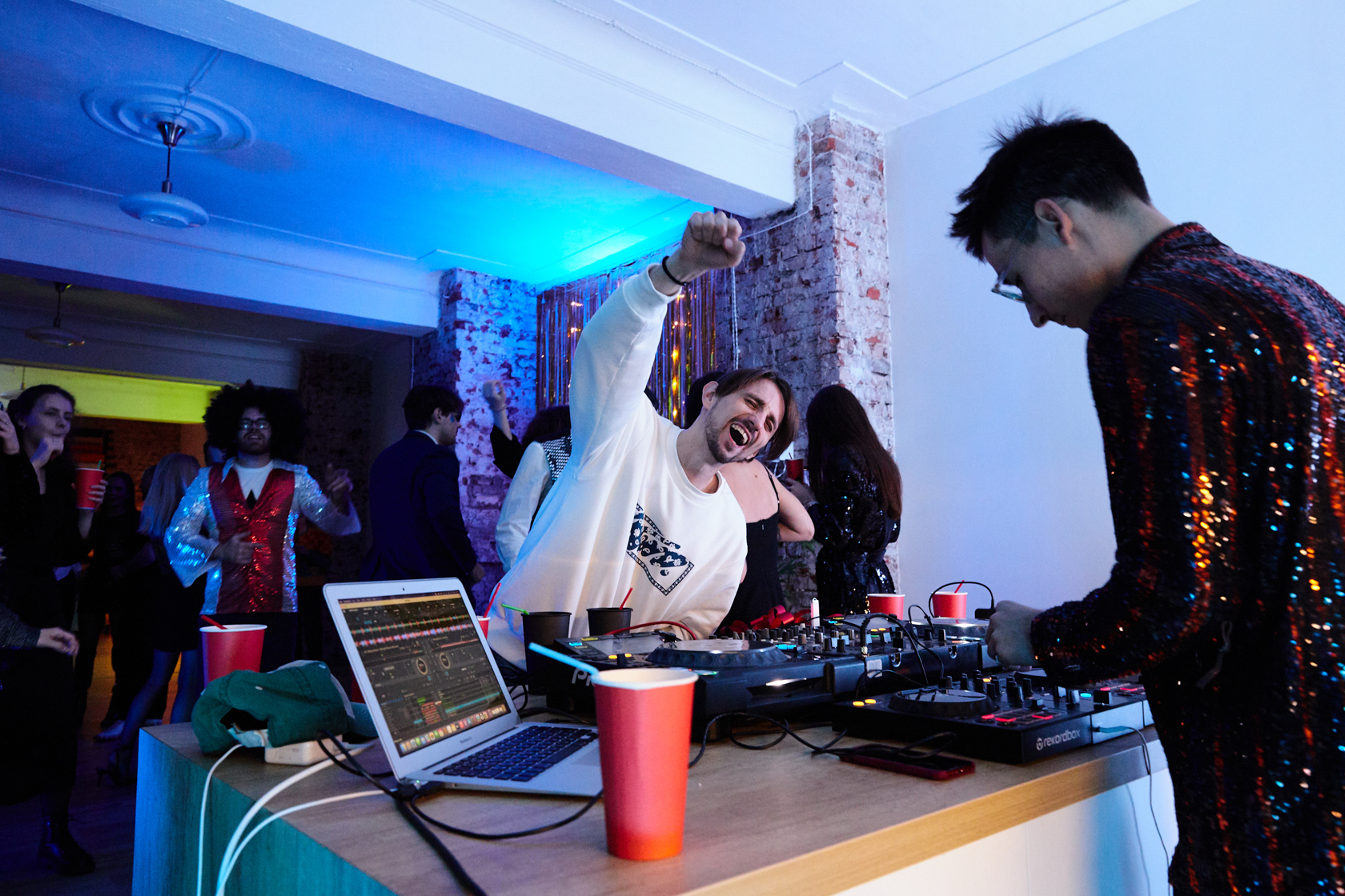 Аренда лофта для вечеринки | Снять помещение в СПб