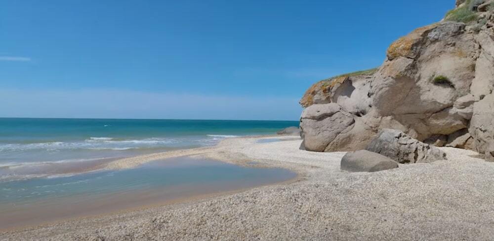 Базы отдыха на Азовском море с расположением на карте, цены и фото