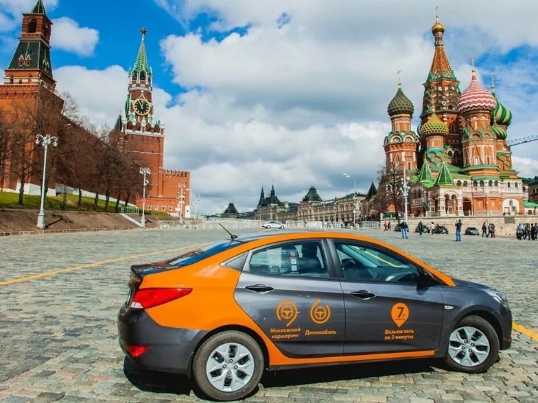 Каршеринг видное. Делимобиль машины. Каршеринг в Москве. Дели мобиль авто. Каршеринг МСК.