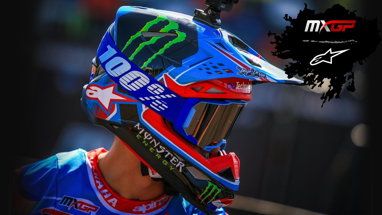 Шлемы Bell и Alpinestars прошли сертификацию FIM