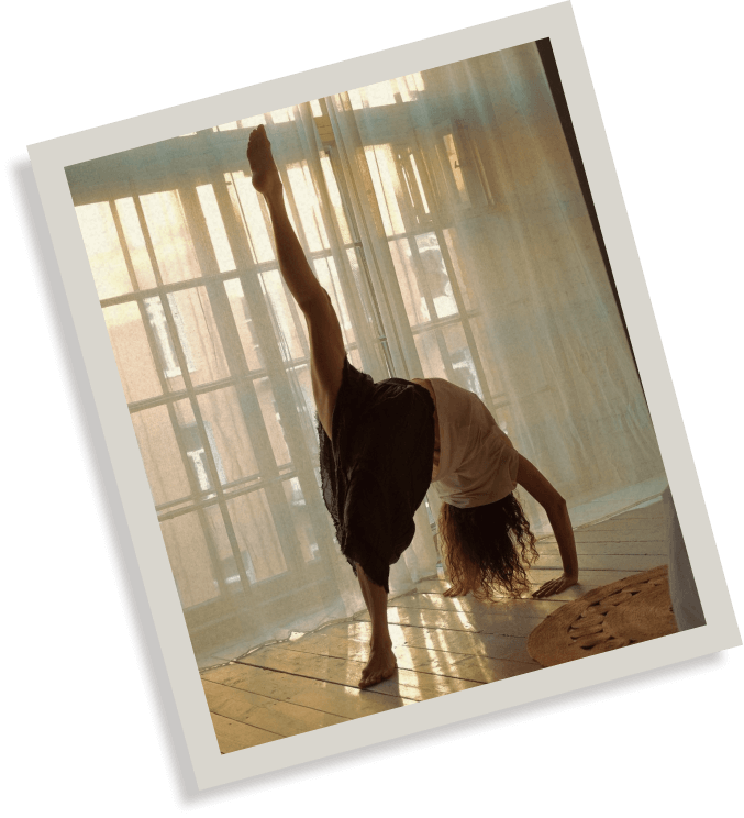 Онлайн-занятия йогой, медитацией, фейсфитнесом