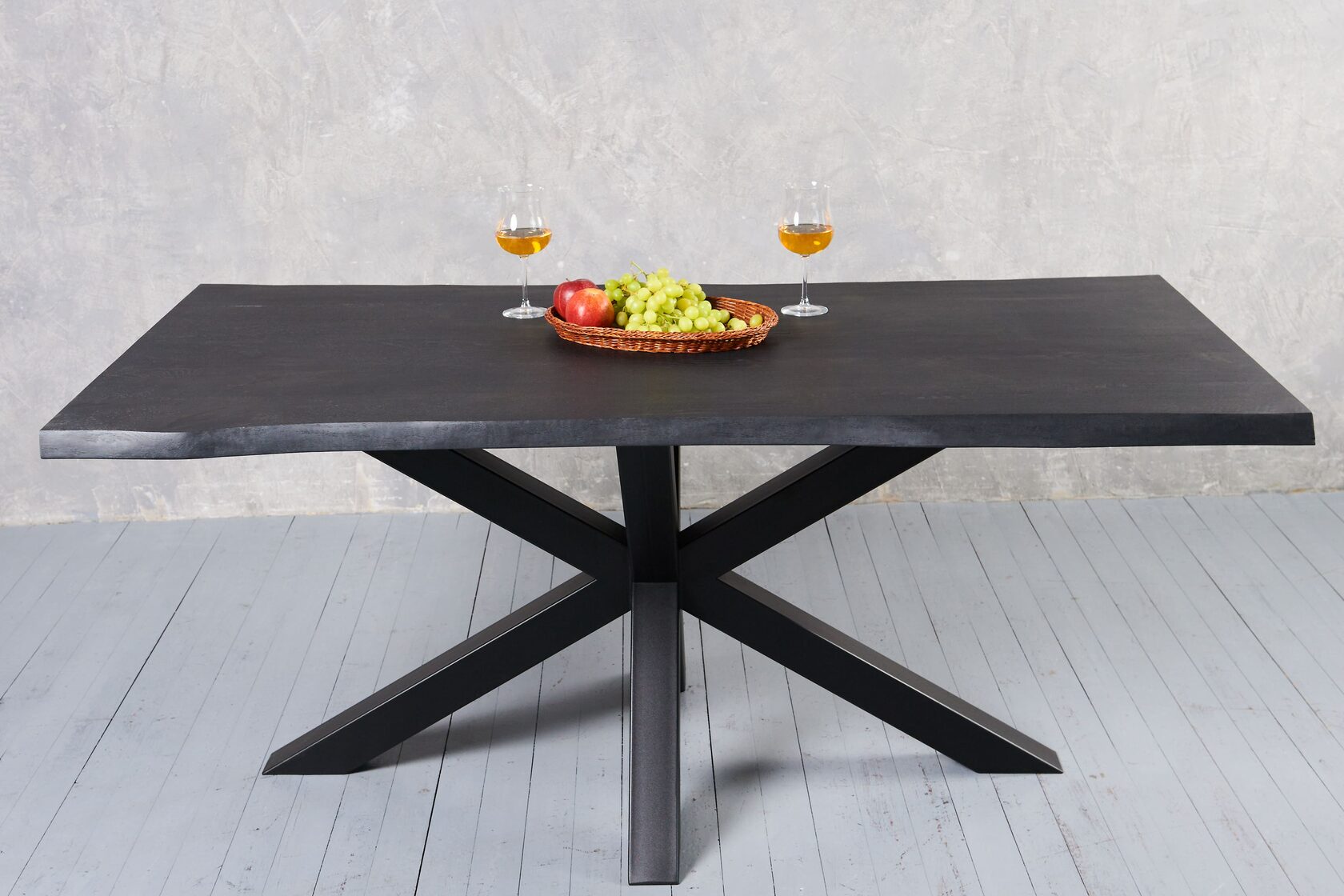 Купить обеденный стол в Минске